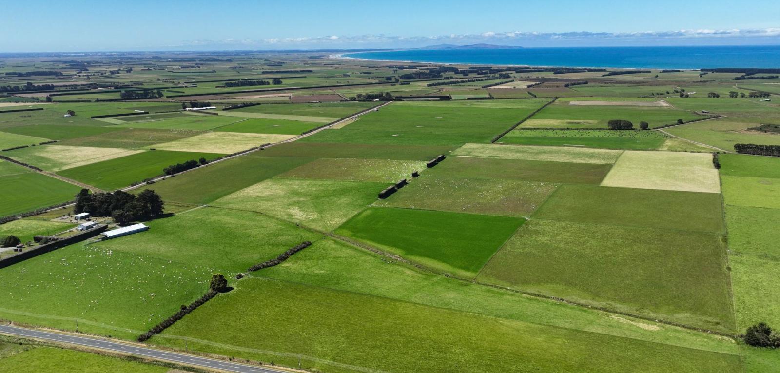 1589 Riverton Wallacetown Highway