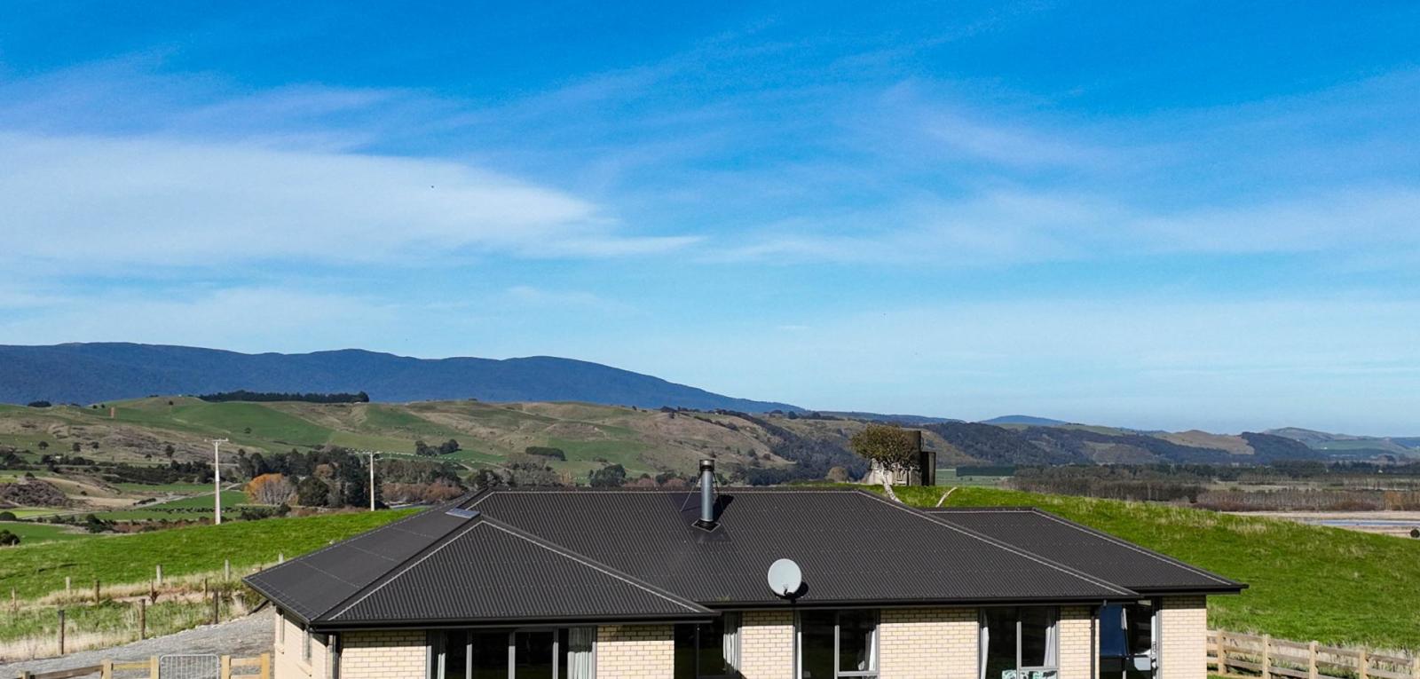 2803 Ohai Clifden Highway