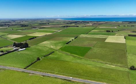 1589 Riverton Wallacetown Highway