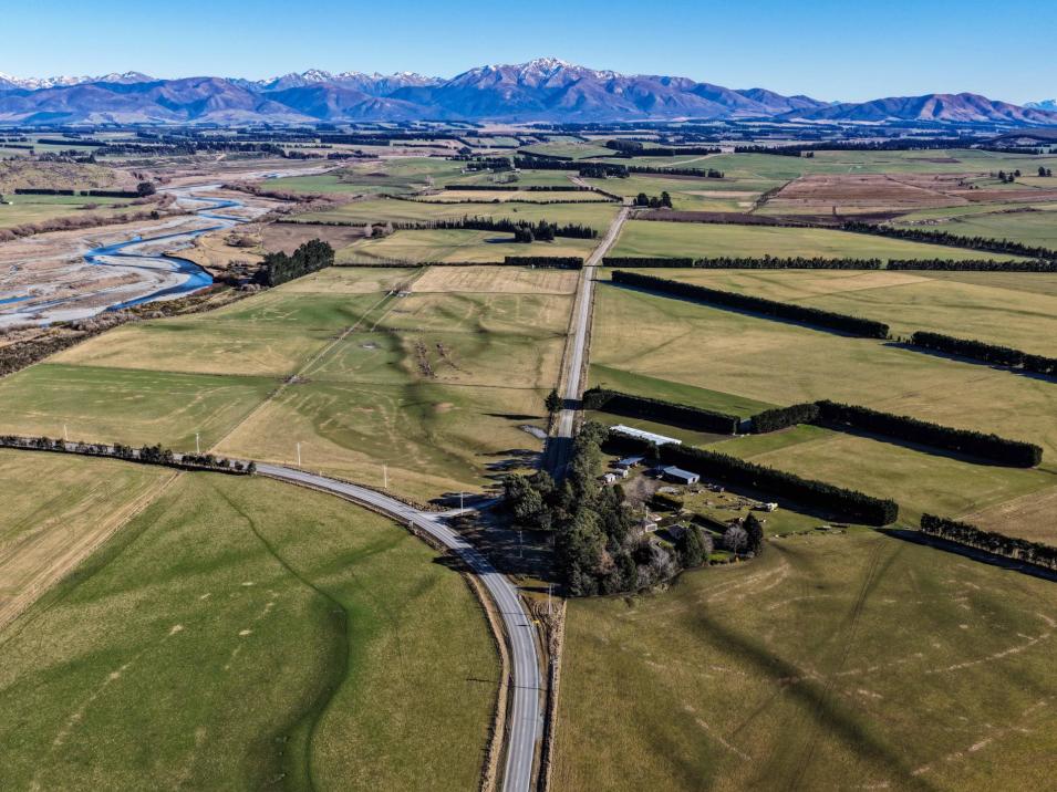 199 Mossburn-Five Rivers Road, Mossburn