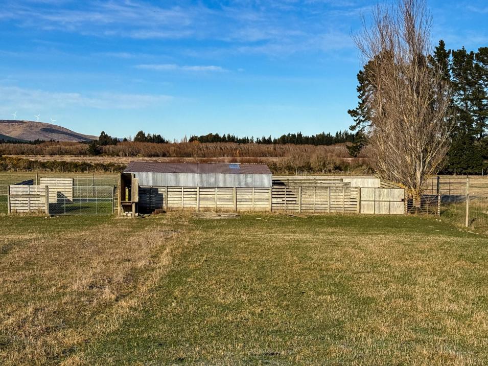 199 Mossburn-Five Rivers Road, Mossburn