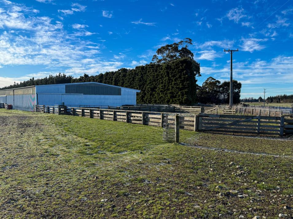 199 Mossburn-Five Rivers Road, Mossburn