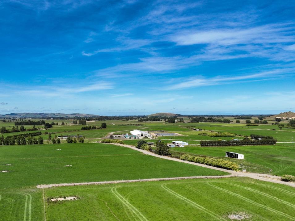 374 Winton Channel Road, Benmore