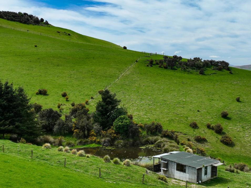 159 Ardlussa Road, Longridge North