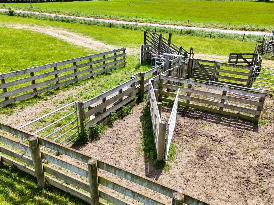 242 Caroline Valley Road, Caroline