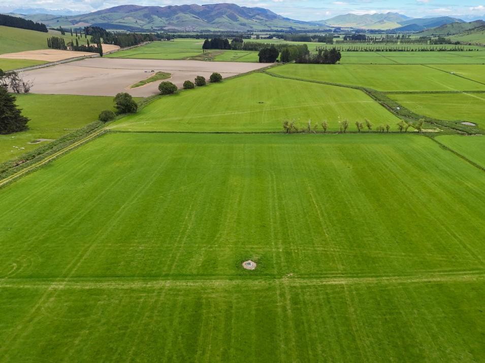 200 Caroline Valley Road, Caroline