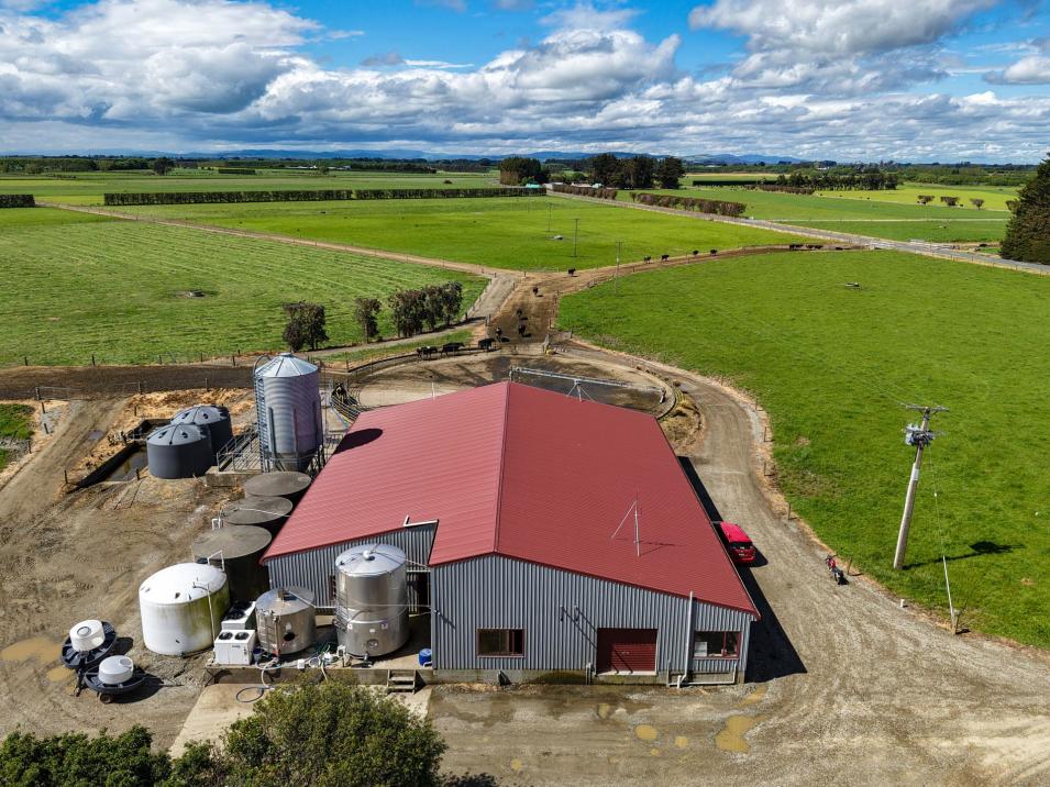 296 Oporo Flat Road, Oporo