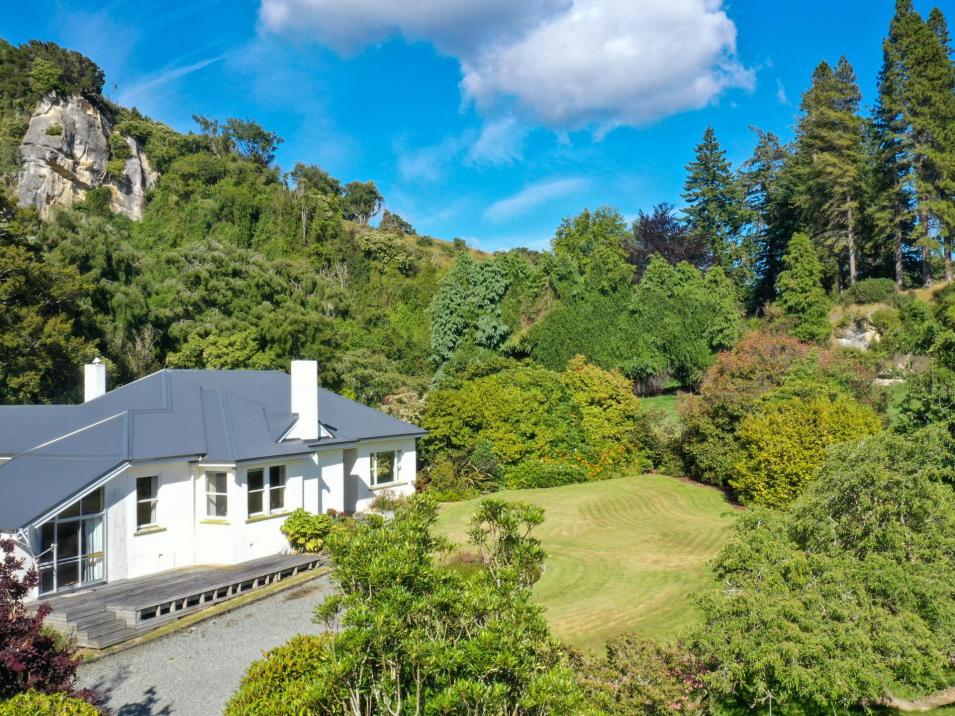 21 Lillburn Valley Road, Clifden