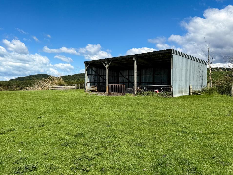 21 Lillburn Valley Road, Clifden
