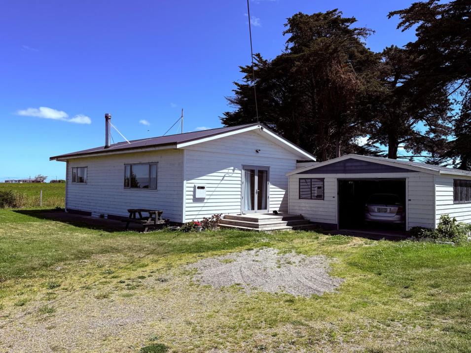 251 Rakahouka Hedgehope Road, Mabel Bush