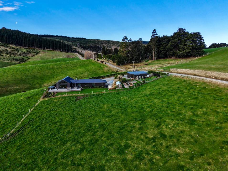 127 Bell Road, Dipton