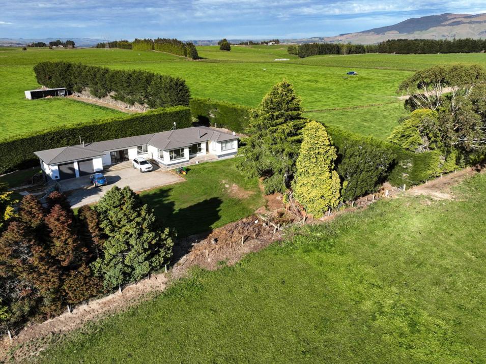 321-349 Chittock Road, Knapdale