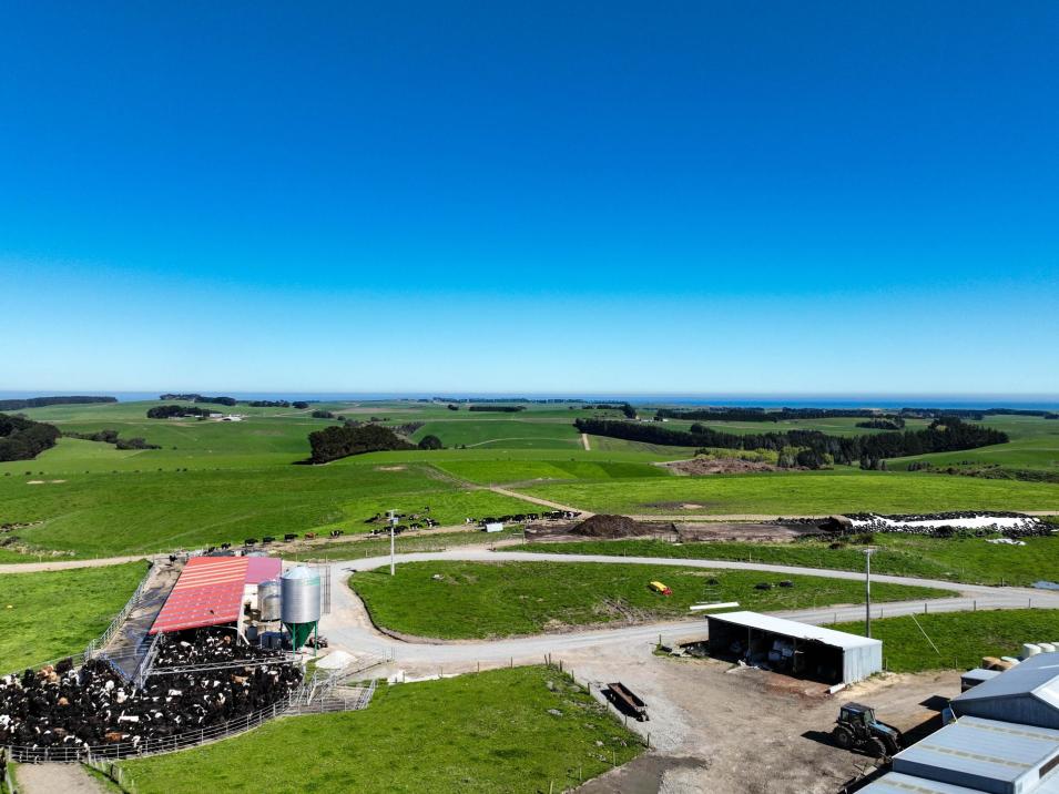 696 Jacks Hill Road, Waimahaka