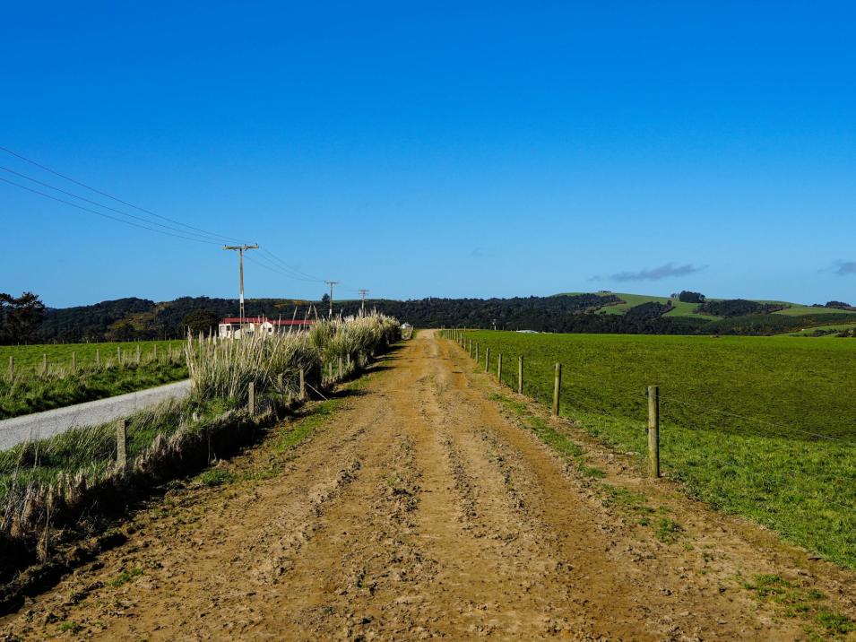 696 Jacks Hill Road, Waimahaka