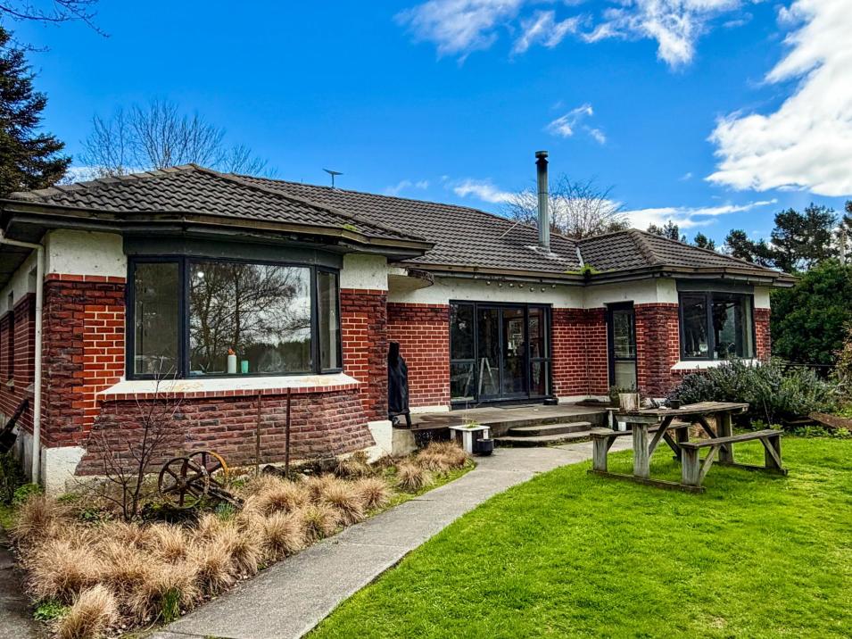 Riversdale-Ardlussa Road, Riversdale