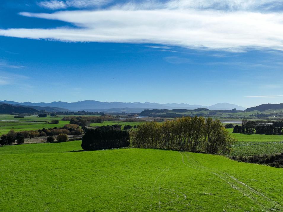 2803 Ohai Clifden Highway, Orawia