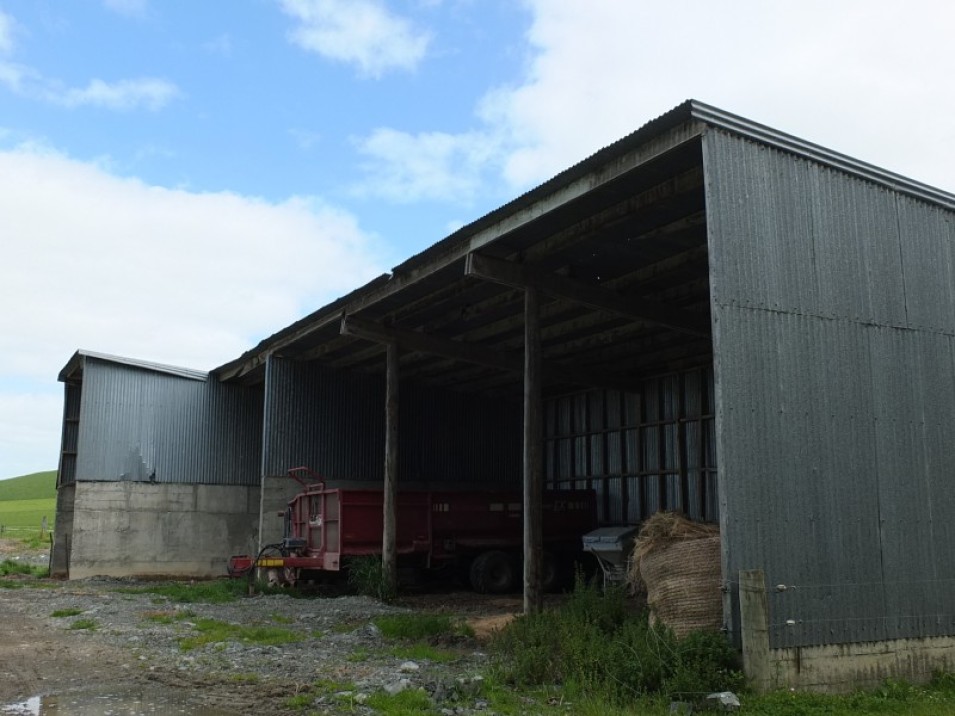 1402 Limehills Browns Road, Browns