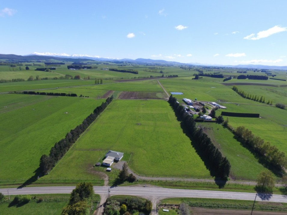 608 Hundred Line Road West, Aparima