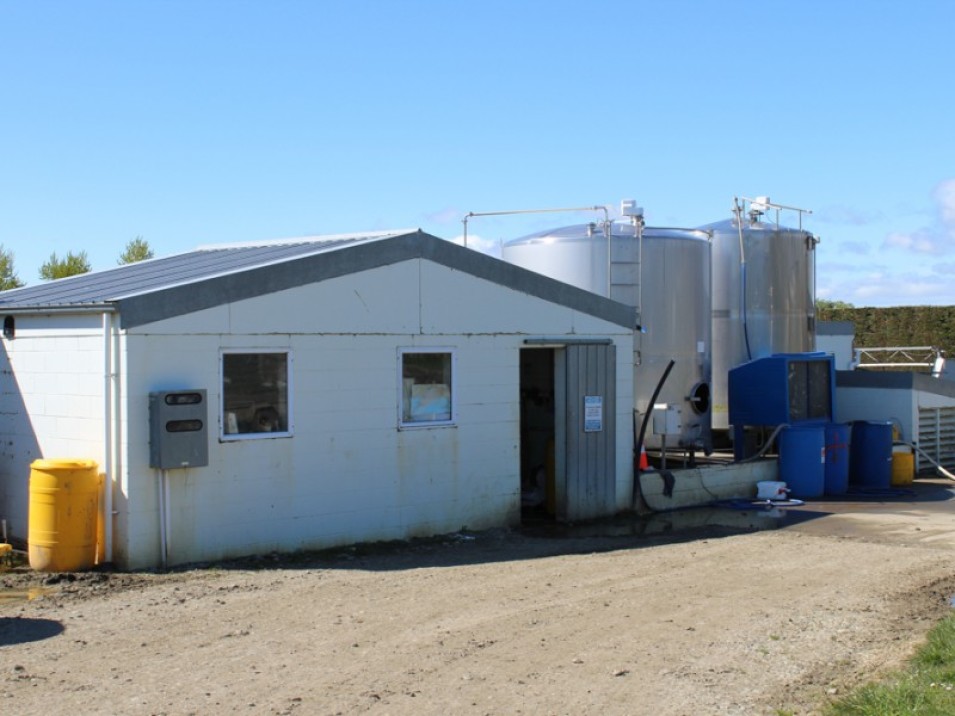 608 Hundred Line Road West, Aparima