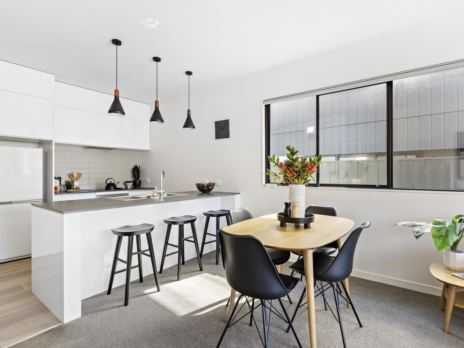 Unit 19, 6 Oswald Crescent, Paparangi
