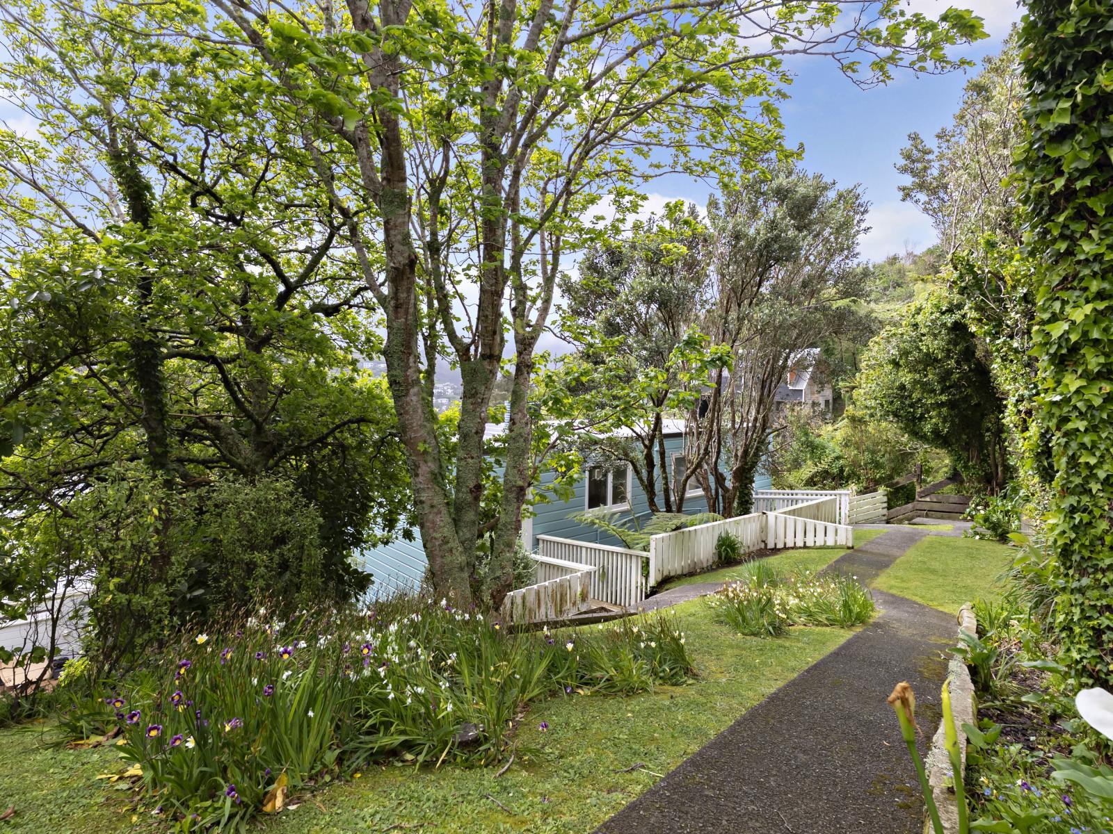 16 Rutland Way, Wadestown
