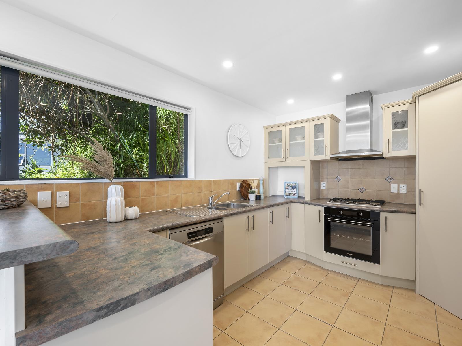 203 Muritai Road, Eastbourne