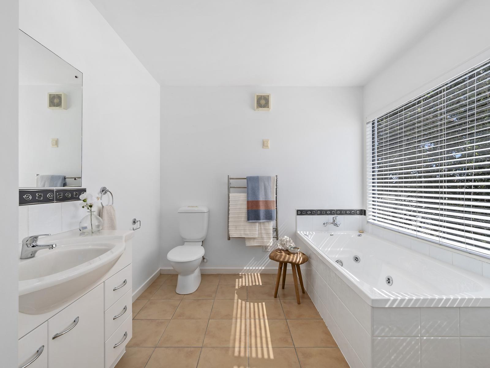 203 Muritai Road, Eastbourne