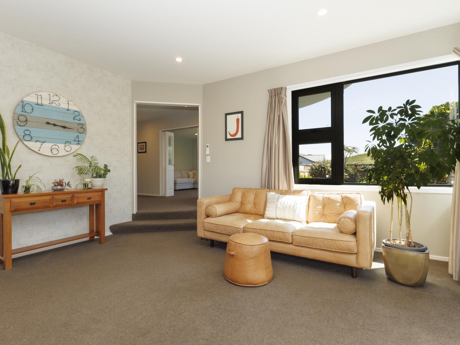 20 Nether Green Crescent, Johnsonville