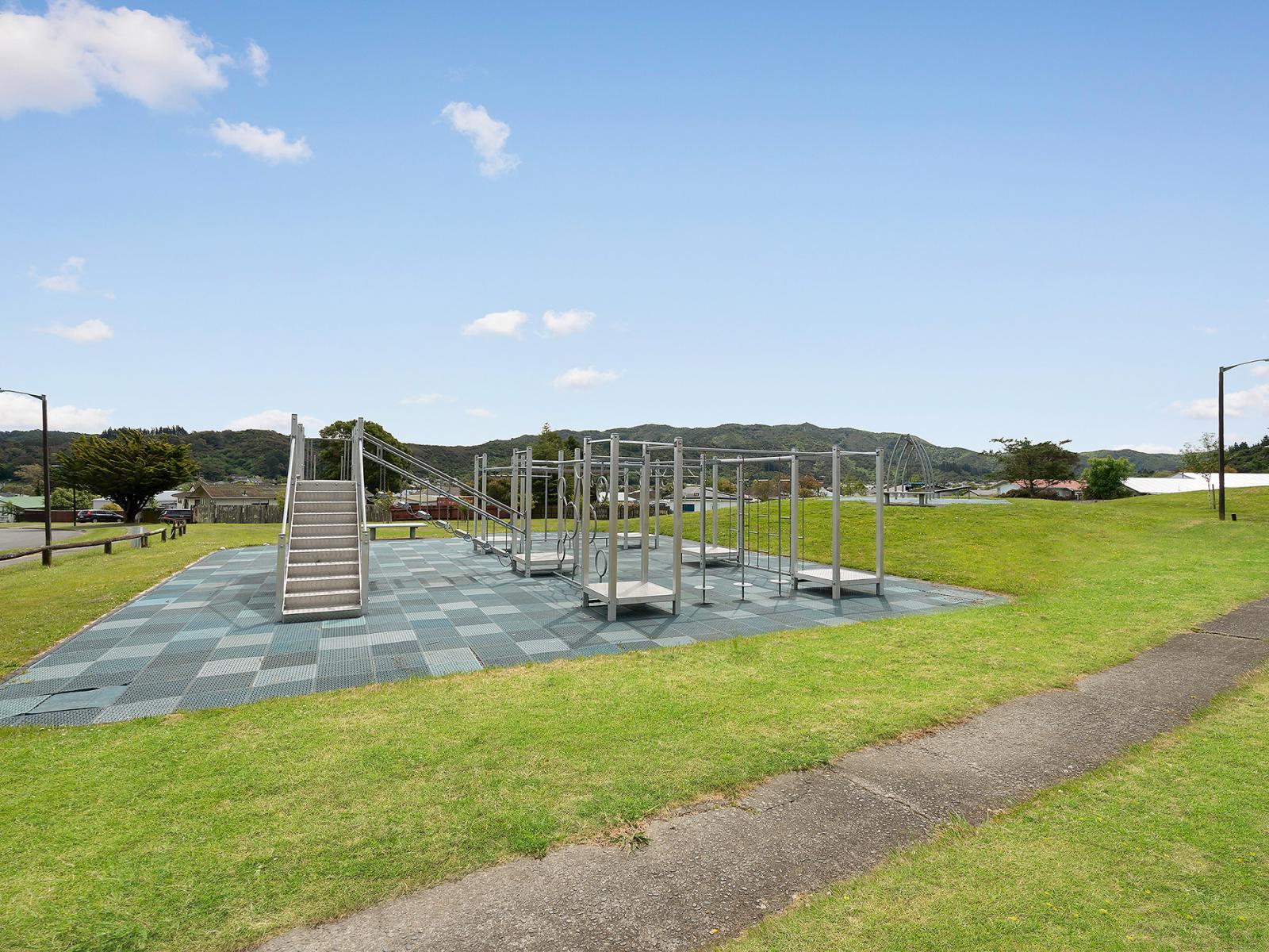 62 Antrim Crescent, Wainuiomata