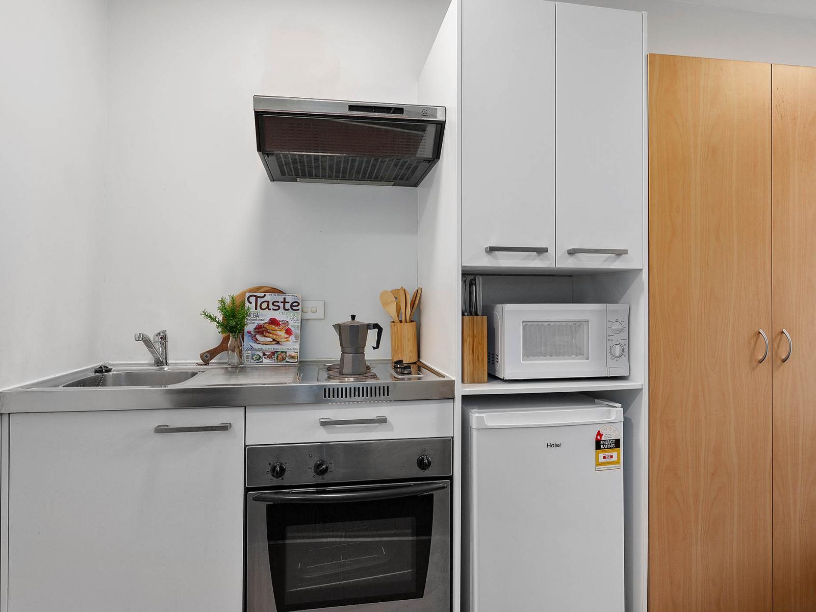 Unit 906, 169 The Terrace, Wellington Central