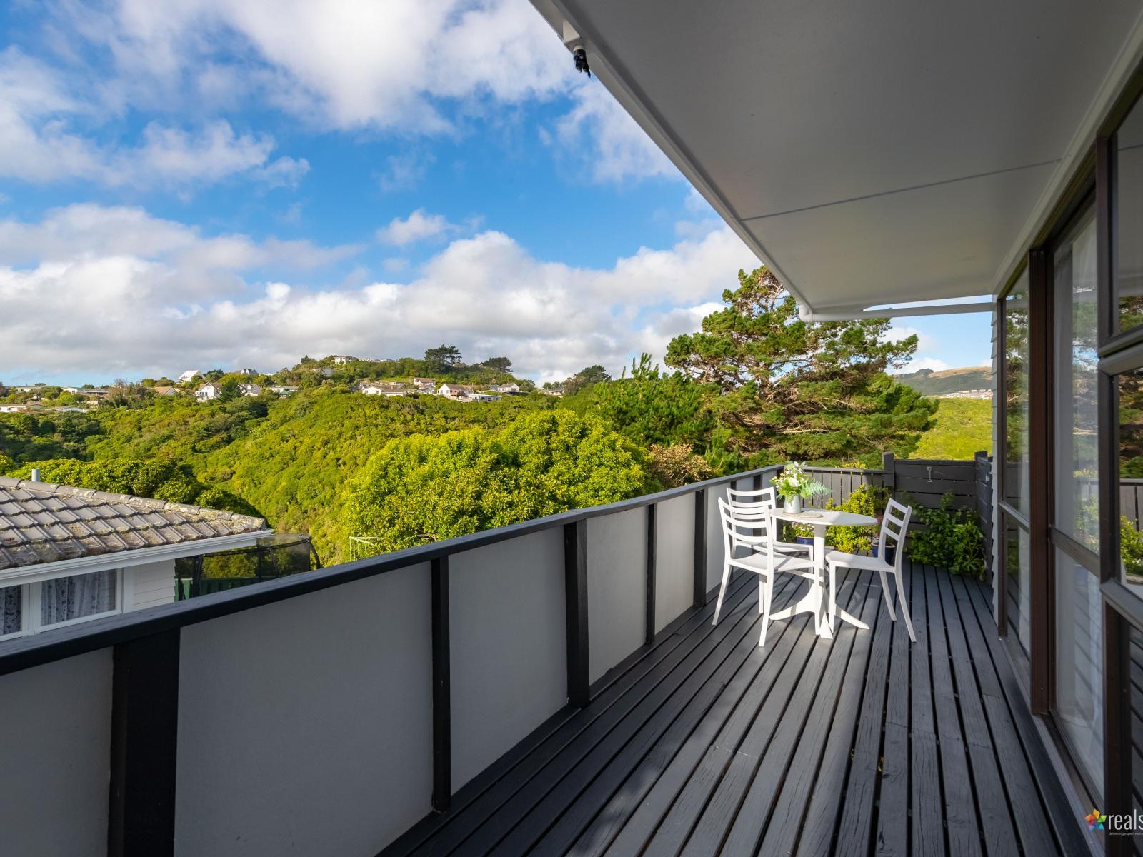 18 Mark Avenue, Paparangi