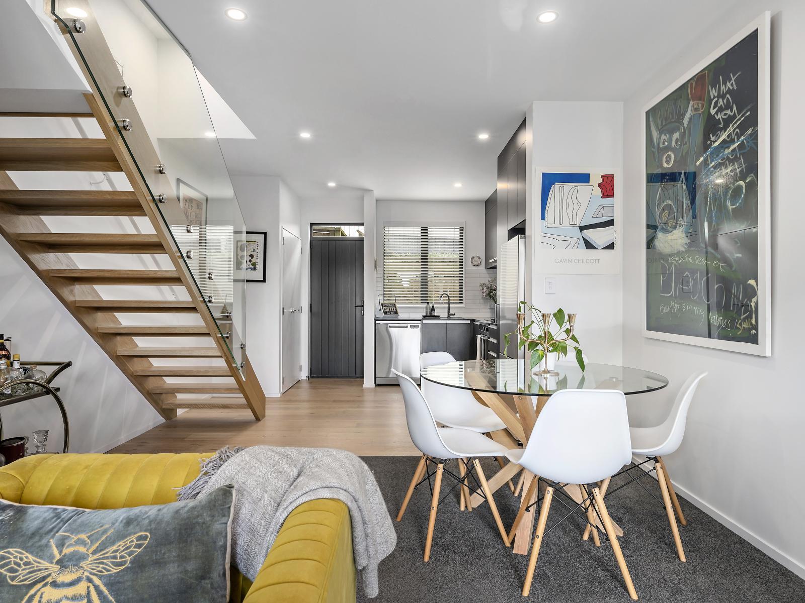 4C Ferry Road, Days Bay