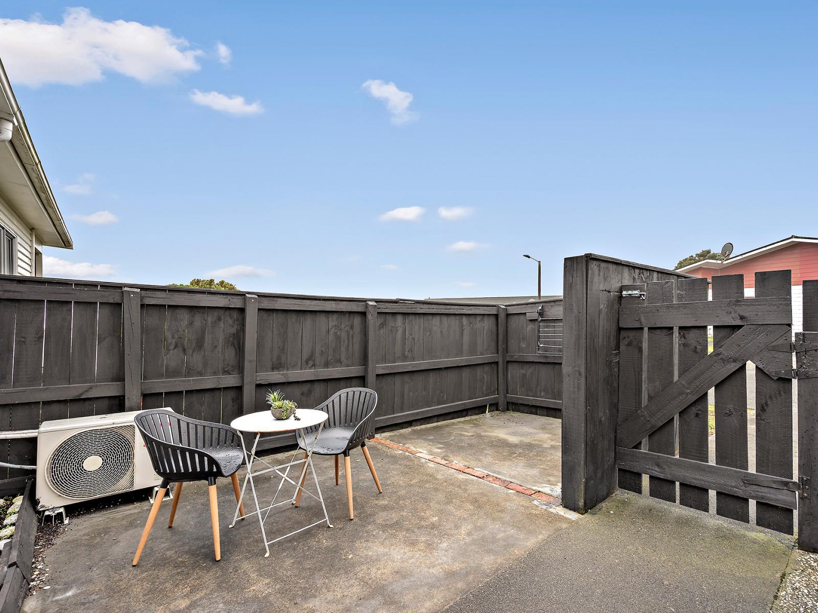 Unit 1, 7 Chetwode Grove, Newlands