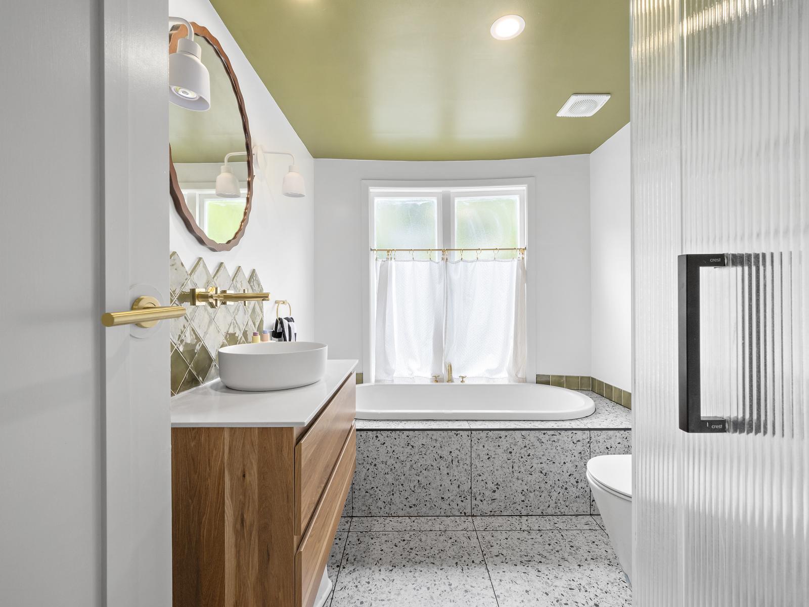 5 Manuka Terrace, Eastbourne