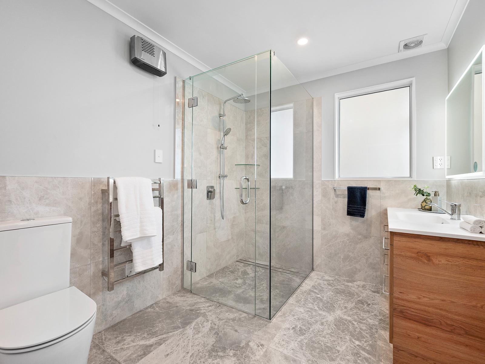 7 Tree Top Lane, Paparangi