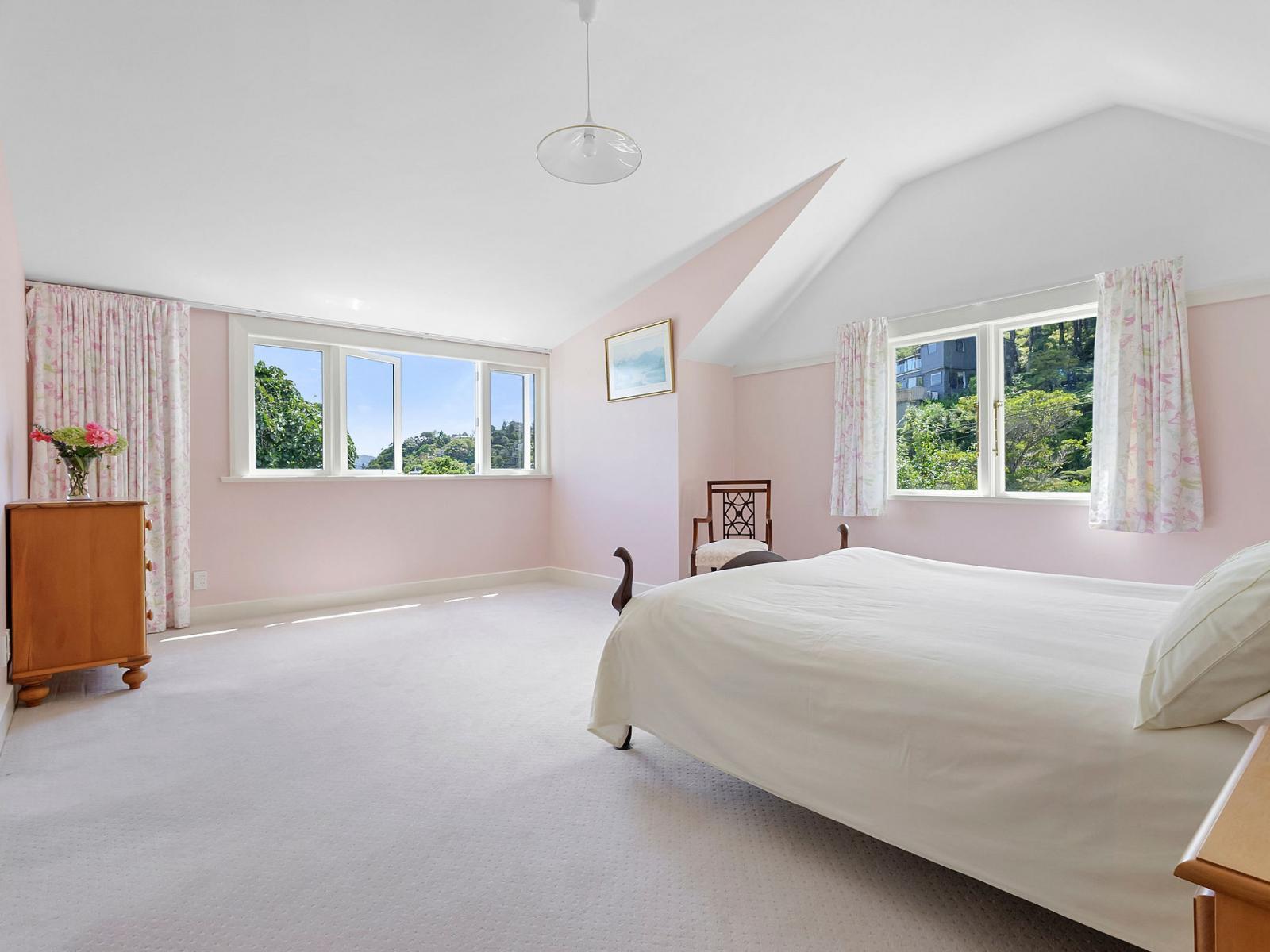 28 Kotari Road, Days Bay, Eastbourne 28 Kotari Road, Days Bay, Eastbourne