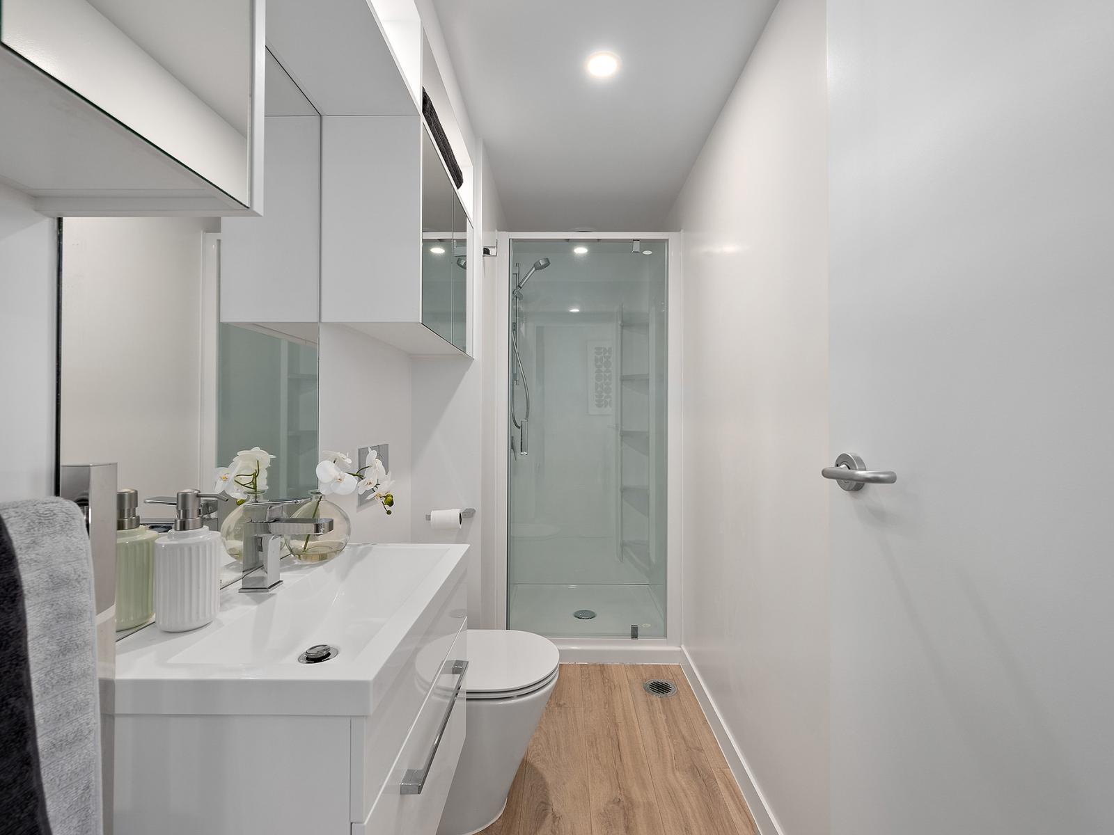 Unit 7F, 11 Newtown Avenue, Newtown Unit 7F, 11 Newtown Avenue, Newtown