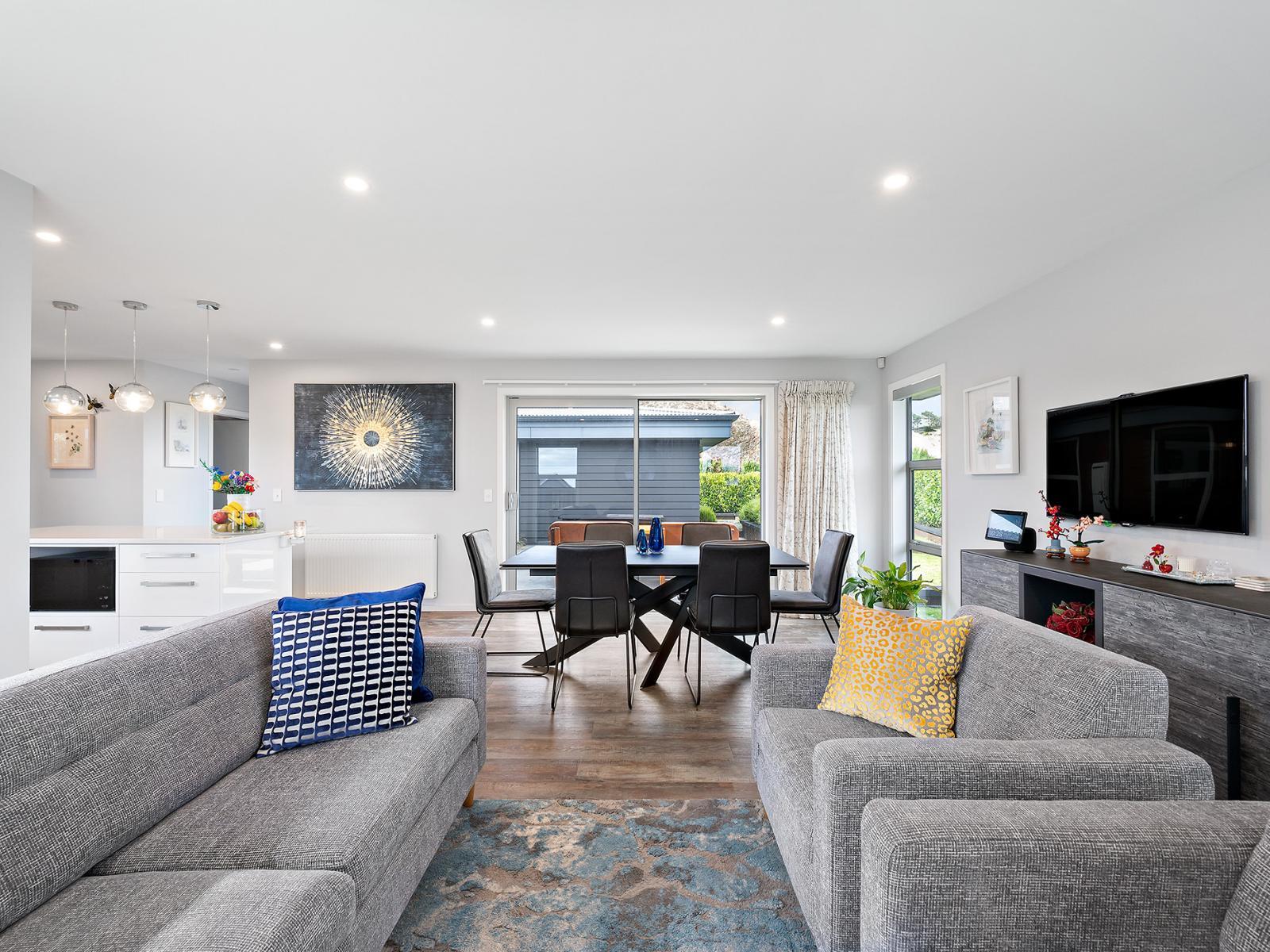 88 Cedarwood Street, Woodridge