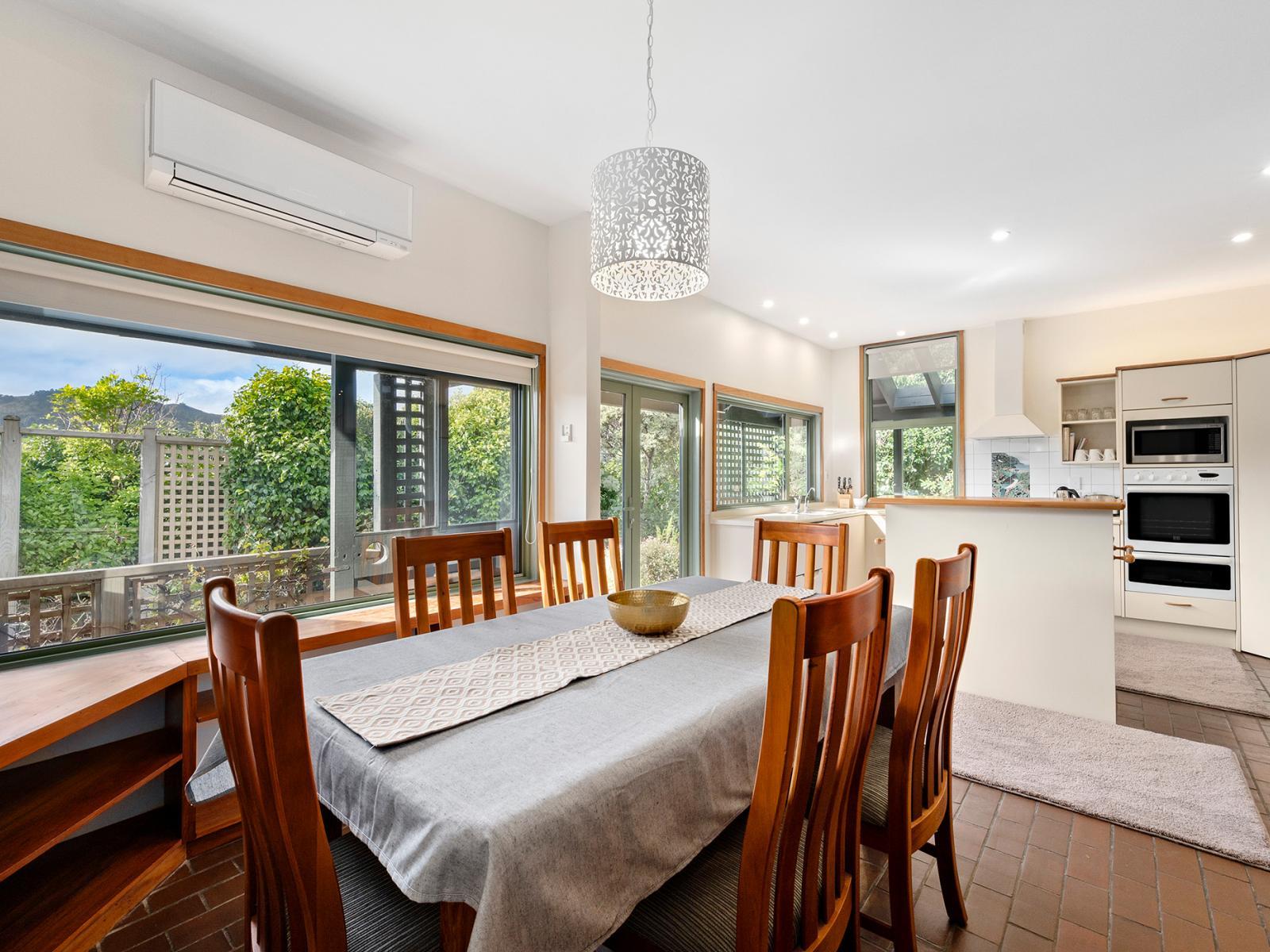 5 Indira Place, Khandallah