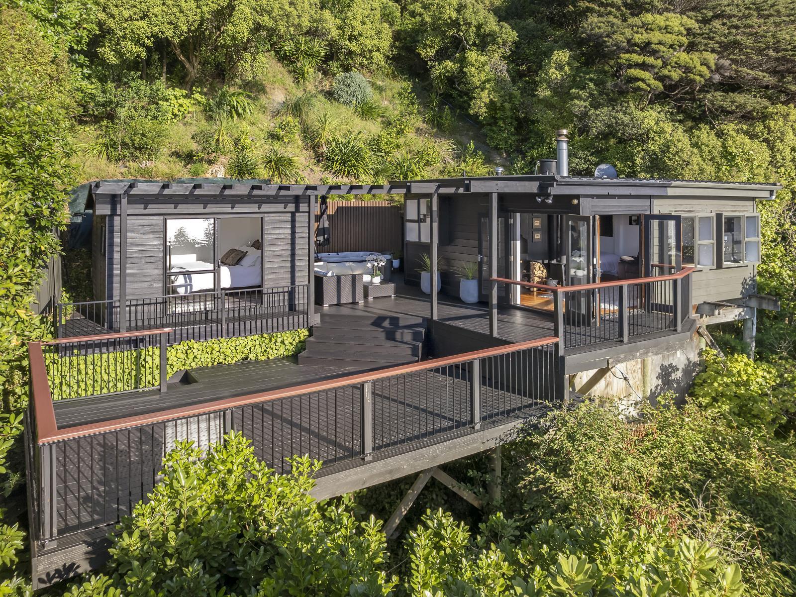 11 Karaka Street, Eastbourne