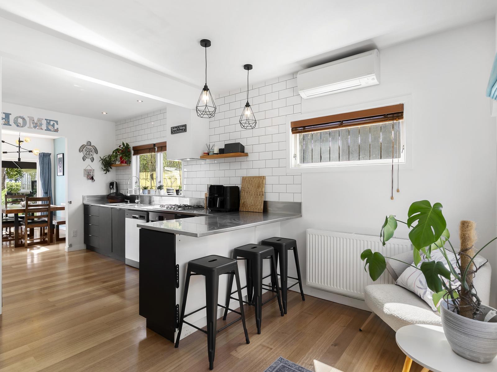 25 Marine Parade, Eastbourne