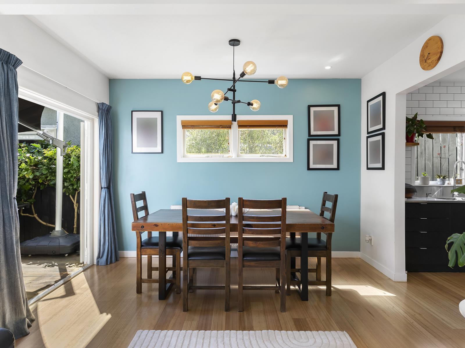 25 Marine Parade, Eastbourne