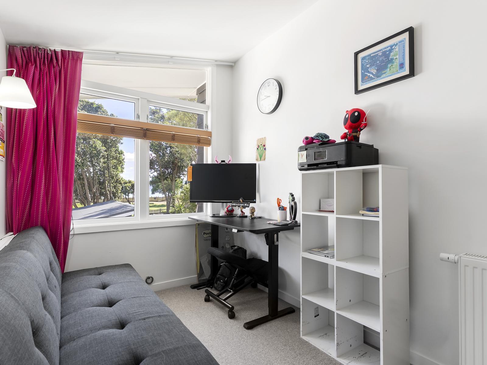 25 Marine Parade, Eastbourne