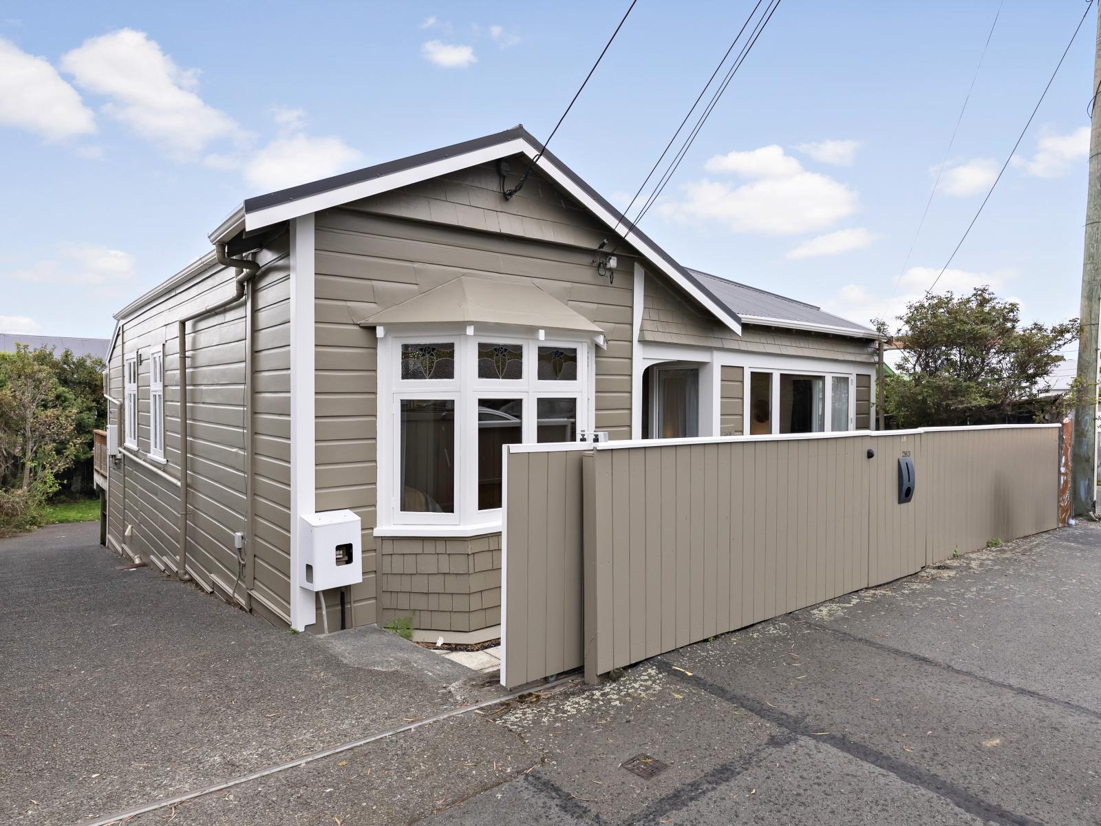 263 Adelaide Road, Newtown