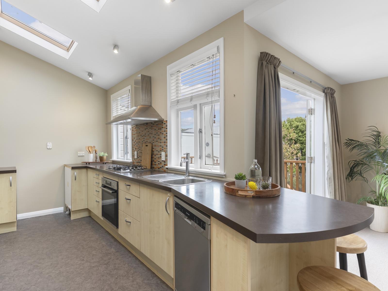 263 Adelaide Road, Newtown