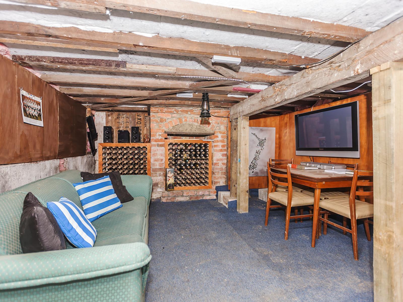 263 Adelaide Road, Newtown