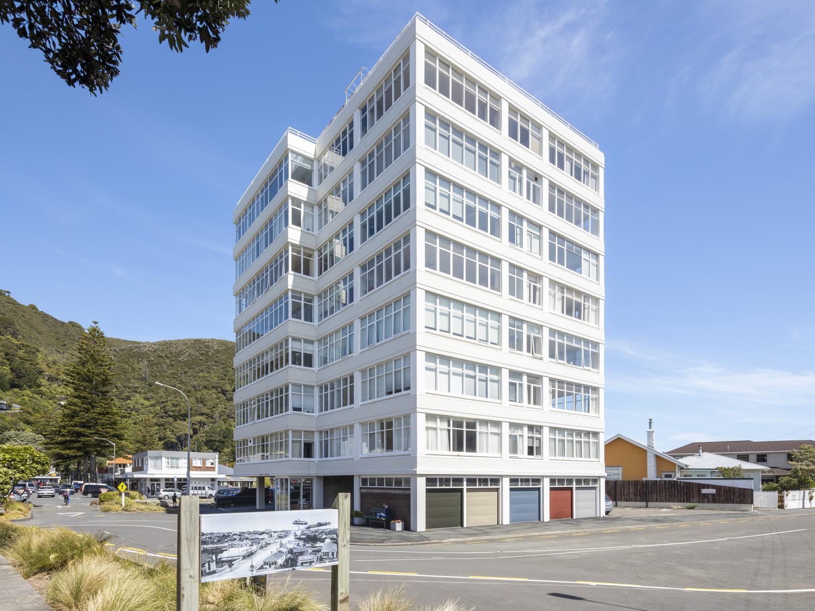 Unit 6B, 33 Rimu Street, Eastbourne