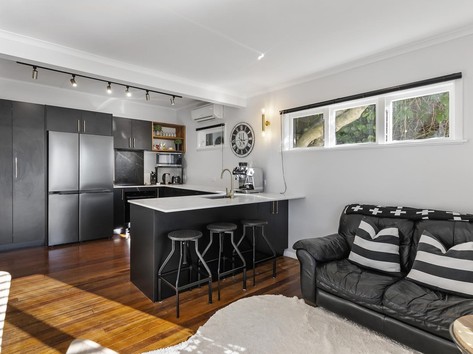 22 Tawa Street, Eastbourne