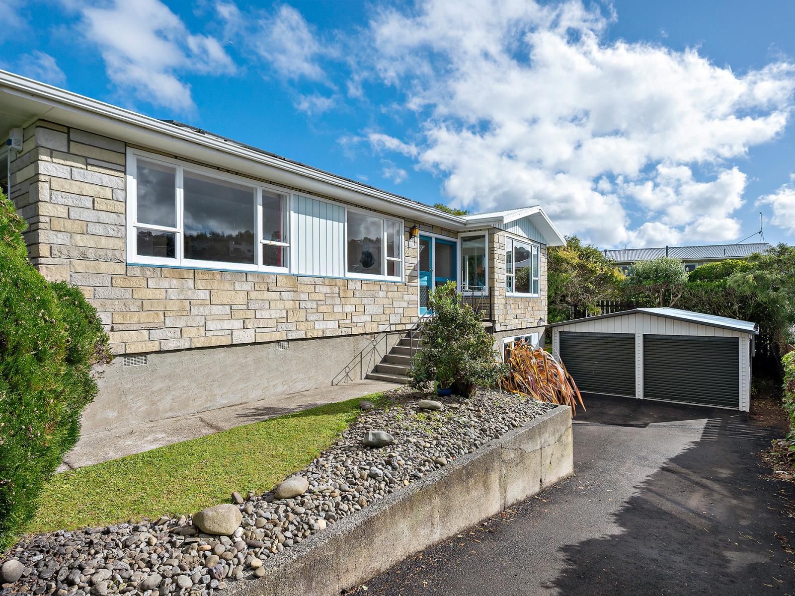 144 Broderick Road, Johnsonville