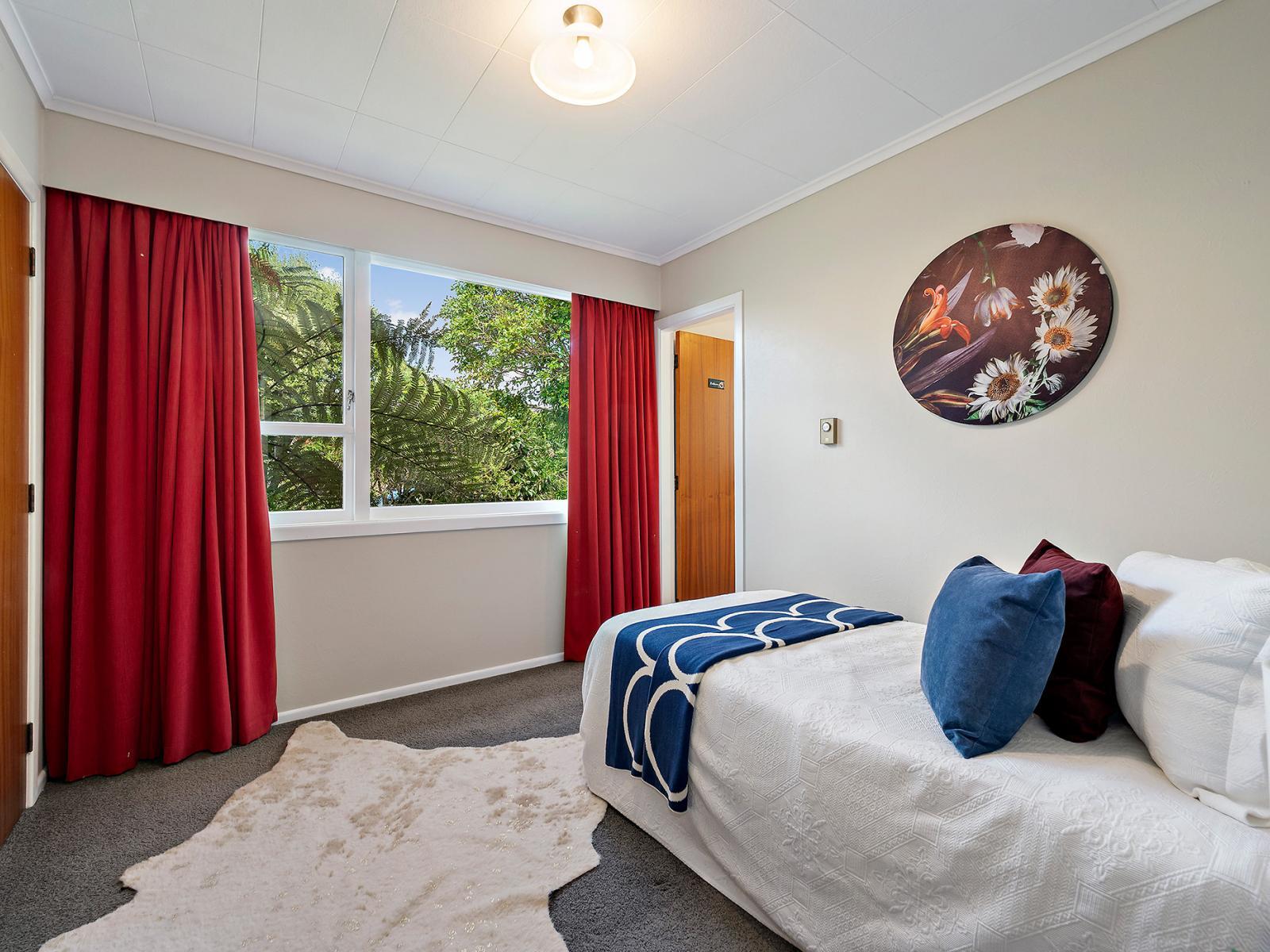 144 Broderick Road, Johnsonville